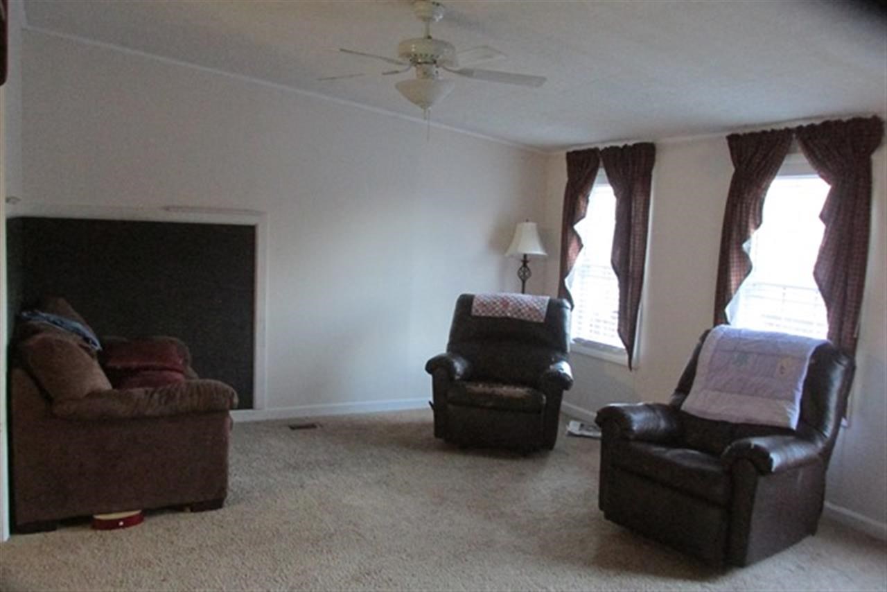 7248 Alamo Road Tell City, IN 47586 - Photo 2 of 13 Gallery Image 2