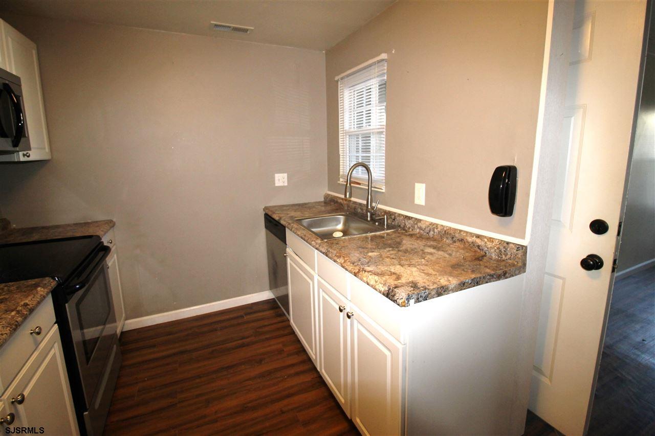 238 Meadow Ridge Road, Unit 238 Galloway Township, NJ 08205 - Photo 5 of 23 Gallery Image 5
