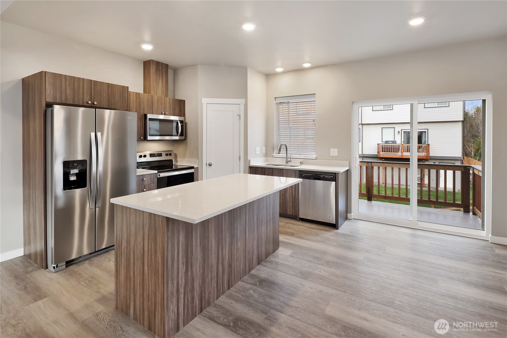 1805 Eastgate Loop Ferndale, WA 98248 - Photo 4 of 12 Gallery Image 4