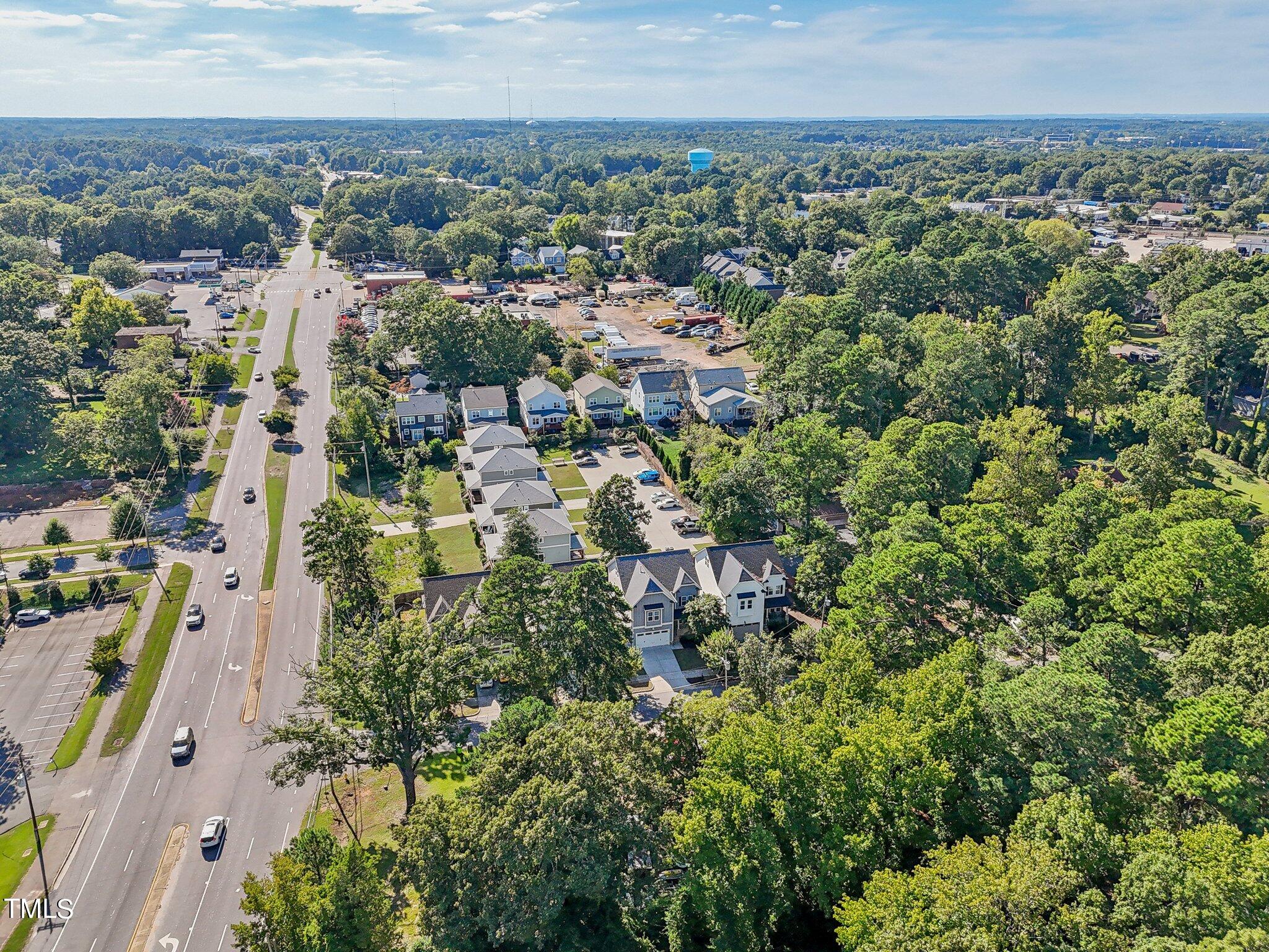 103 Pineland Circle Raleigh, NC 27606 - Photo 50 of 62 an aerial view of multiple house