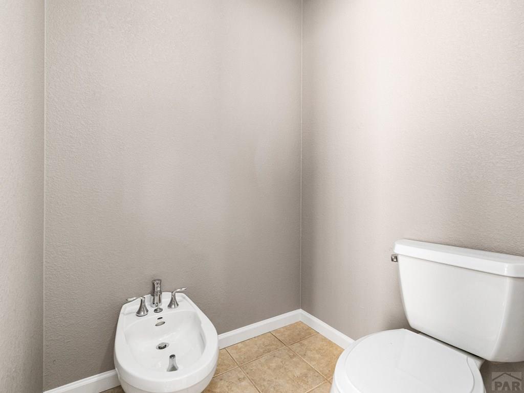 43948 Hunsaker Road Avondale, CO 81022 - Photo 26 of 56