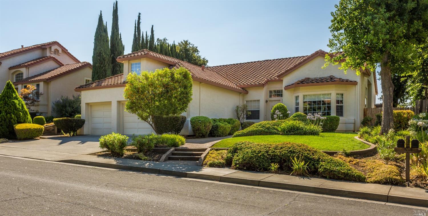 3241 Hilton Head Dr, Fairfield, CA 94534 | Compass