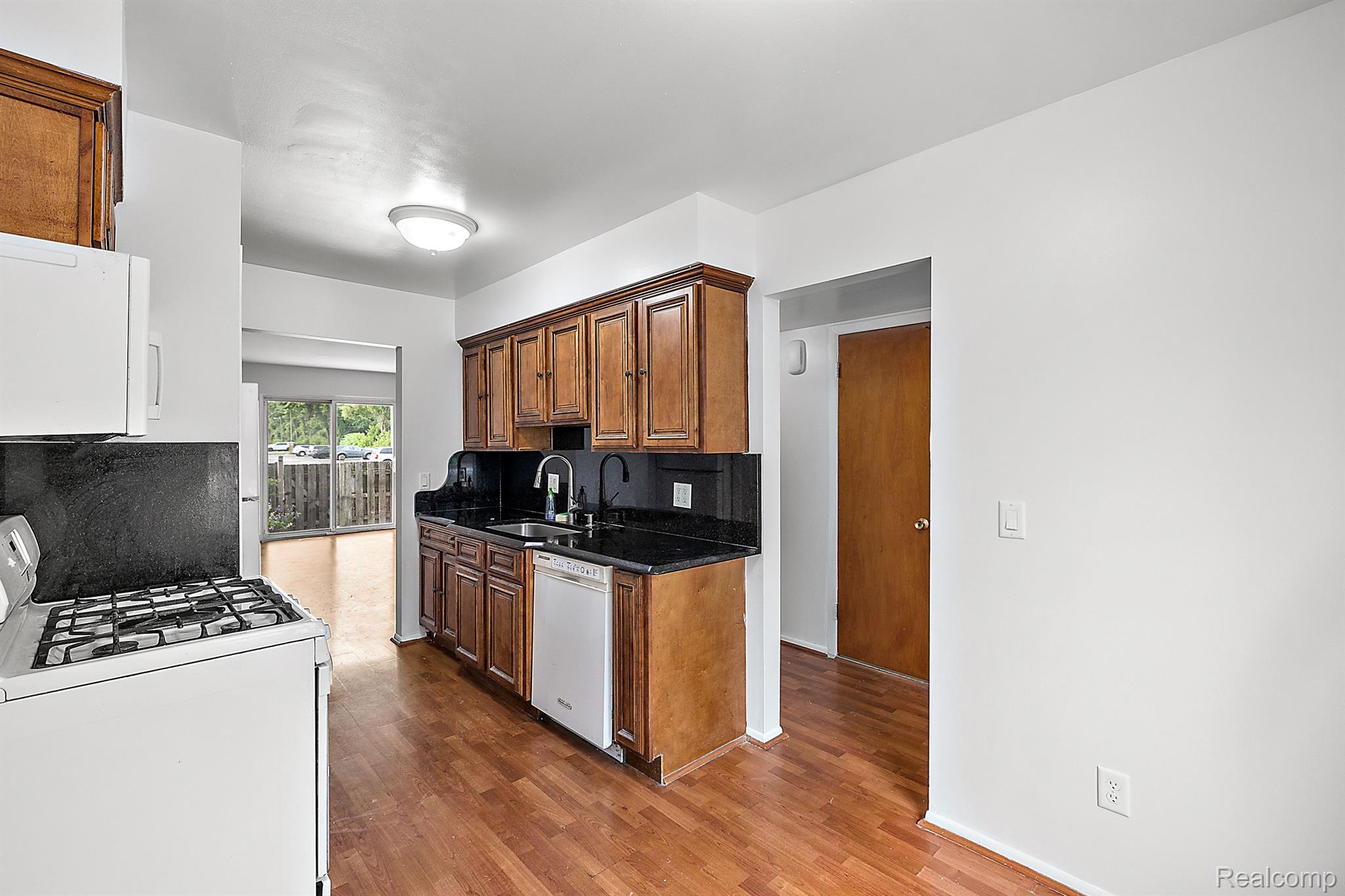 4260 15 Mile Road Sterling Heights, MI 48310 - Photo 17 of 28 Gallery Image 17