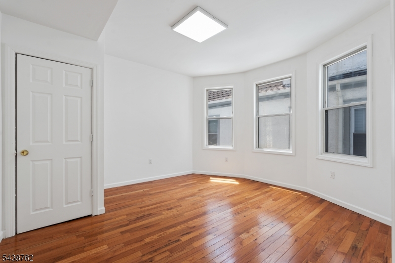 1043 Hunterdon Street, Unit 2 Newark, NJ 07112 - Photo 14 of 21