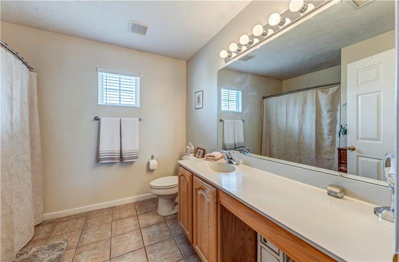 214 Field Club Circle McKees Rocks, PA 15136 - Photo 20 of 25 Gallery Image 20