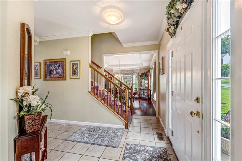 214 Field Club Circle McKees Rocks, PA 15136 - Photo 3 of 25 Gallery Image 3