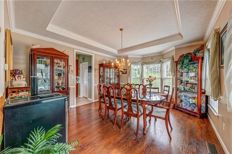 214 Field Club Circle McKees Rocks, PA 15136 - Photo 4 of 25 Gallery Image 4
