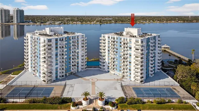 $140,000 | 935 North Halifax Avenue, Unit 707, Daytona Beach, FL 32118