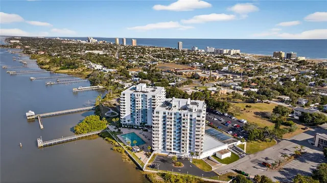 $140,000 | 935 North Halifax Avenue, Unit 707, Daytona Beach, FL 32118