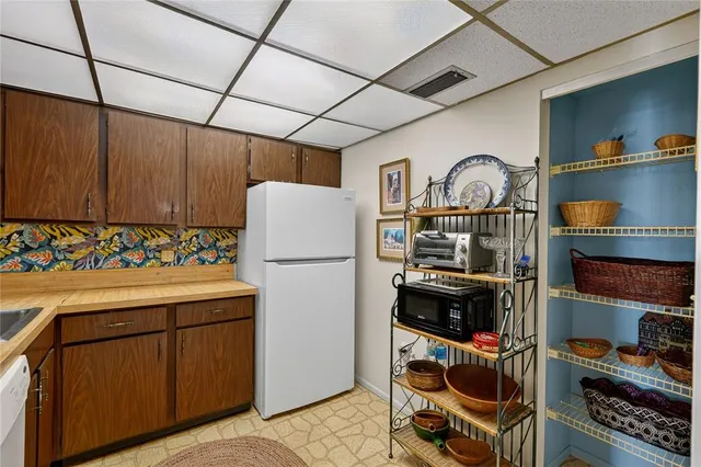 $140,000 | 935 North Halifax Avenue, Unit 707, Daytona Beach, FL 32118