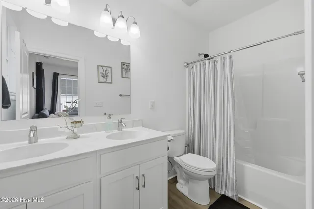 $369,900 | 127 River Front Drive, Hertford, NC 27944