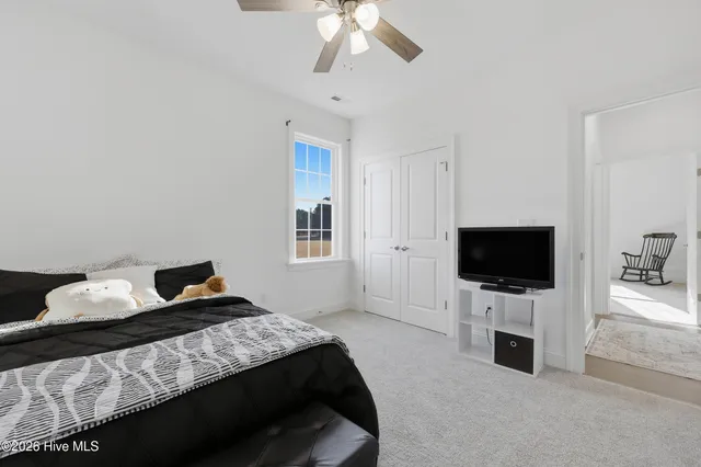 $369,900 | 127 River Front Drive, Hertford, NC 27944