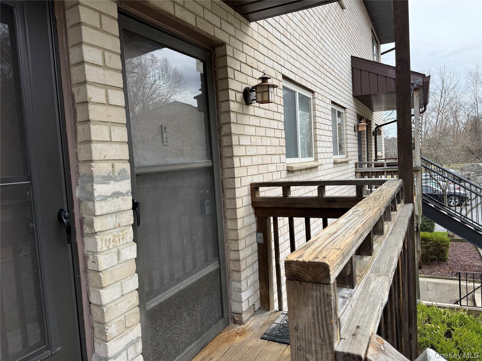 26 Cooper Road, Unit 811 Poughkeepsie, NY 12603 - Photo 2 of 25