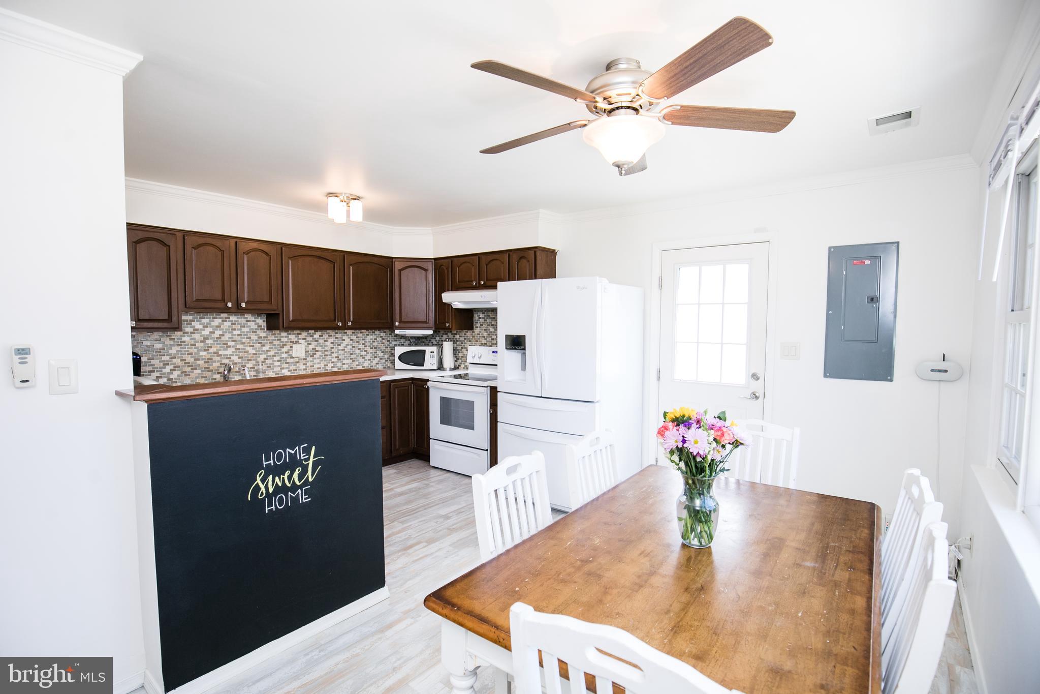 7755 Notley Road Pasadena, MD 21122 - Photo 3 of 24 Gallery Image 3