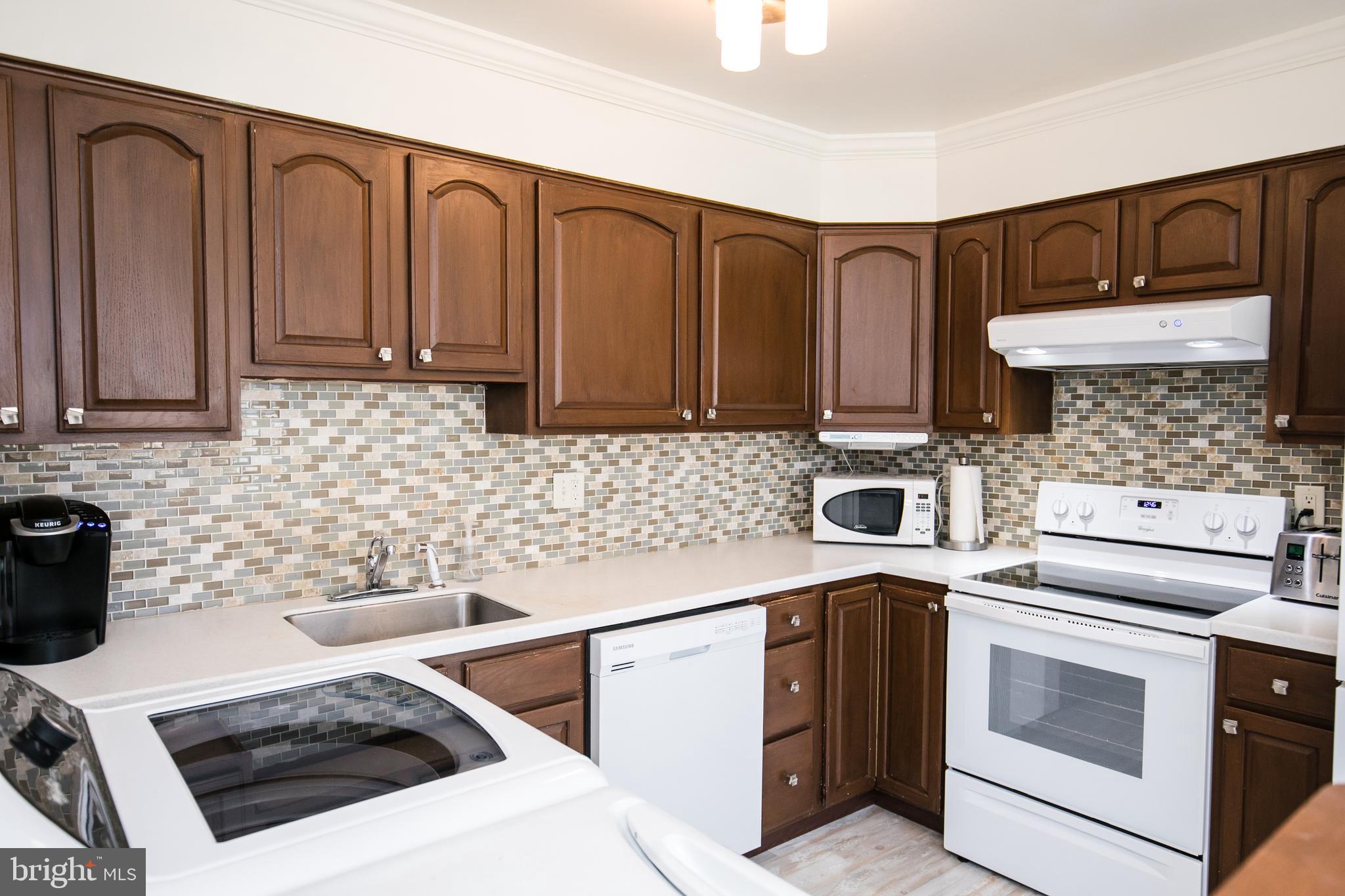 7755 Notley Road Pasadena, MD 21122 - Photo 6 of 24 Gallery Image 6