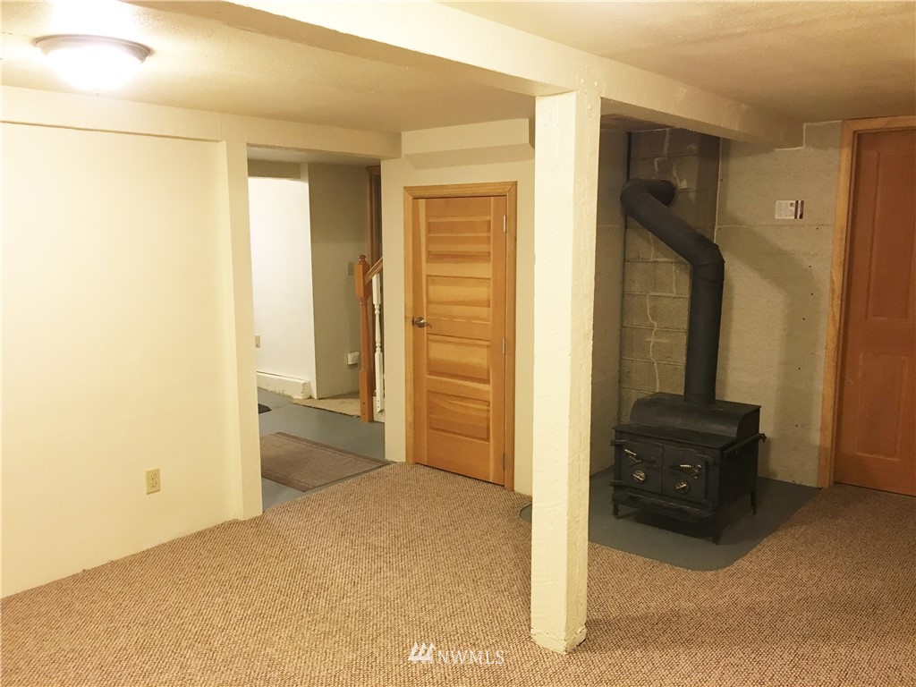 112 Lewis Road Oakville, WA 98568 - Photo 12 of 15 Gallery Image 12