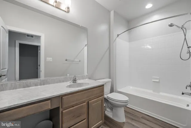 $949,500 | 12214 Calverts Run Court, La Plata, MD 20646