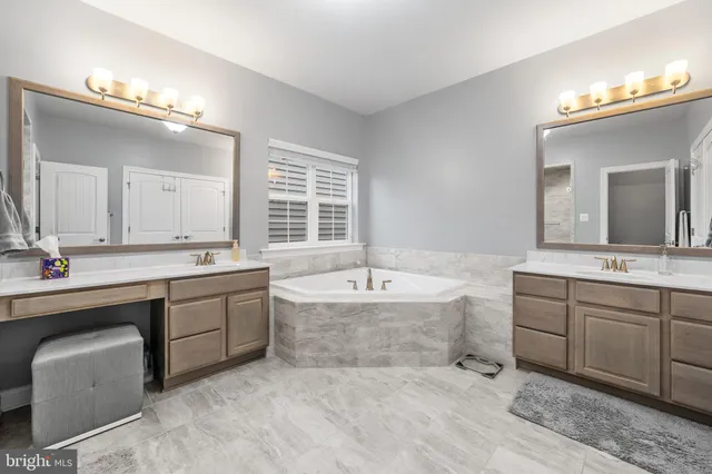 $949,500 | 12214 Calverts Run Court, La Plata, MD 20646