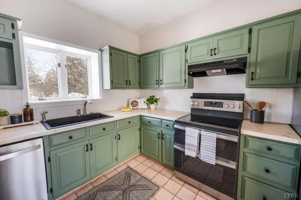 $575,000 | 1161 Dogwood Hills Drive, Goode, VA 24556