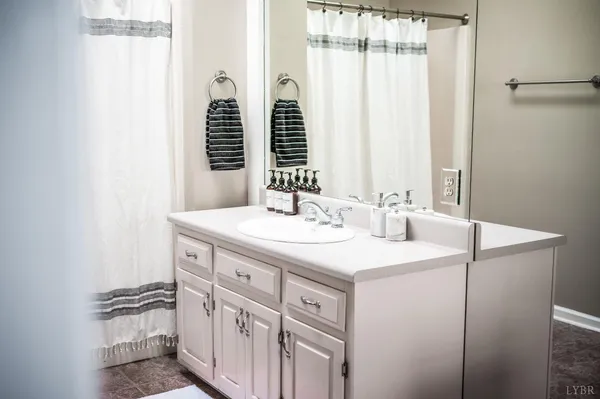 $575,000 | 1161 Dogwood Hills Drive, Goode, VA 24556