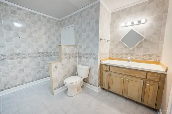 $575,000 | 1161 Dogwood Hills Drive, Goode, VA 24556