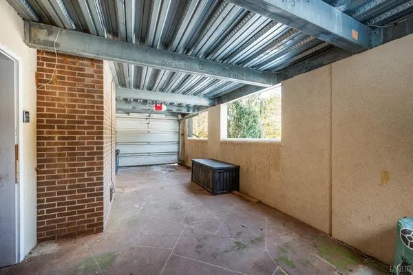 $575,000 | 1161 Dogwood Hills Drive, Goode, VA 24556