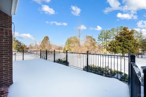 $575,000 | 1161 Dogwood Hills Drive, Goode, VA 24556