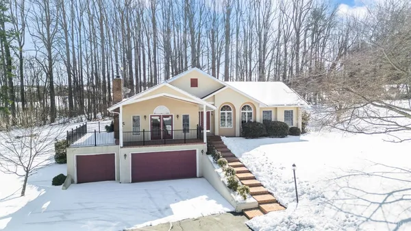 $575,000 | 1161 Dogwood Hills Drive, Goode, VA 24556