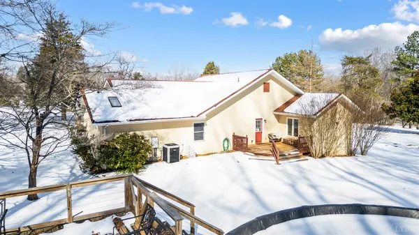 $575,000 | 1161 Dogwood Hills Drive, Goode, VA 24556