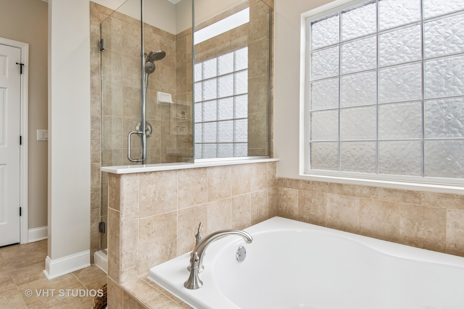 3607 Greystone Avenue Naperville, IL 60564 - Photo 21 of 59