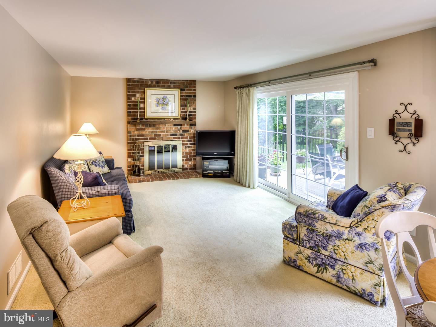 525 Winthrop Road Collegeville, PA 19426 - Photo 8 of 24 Family Room