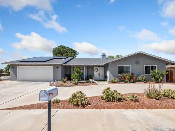 $395,000 | 15880 Elcona Place, Victorville, CA 92395