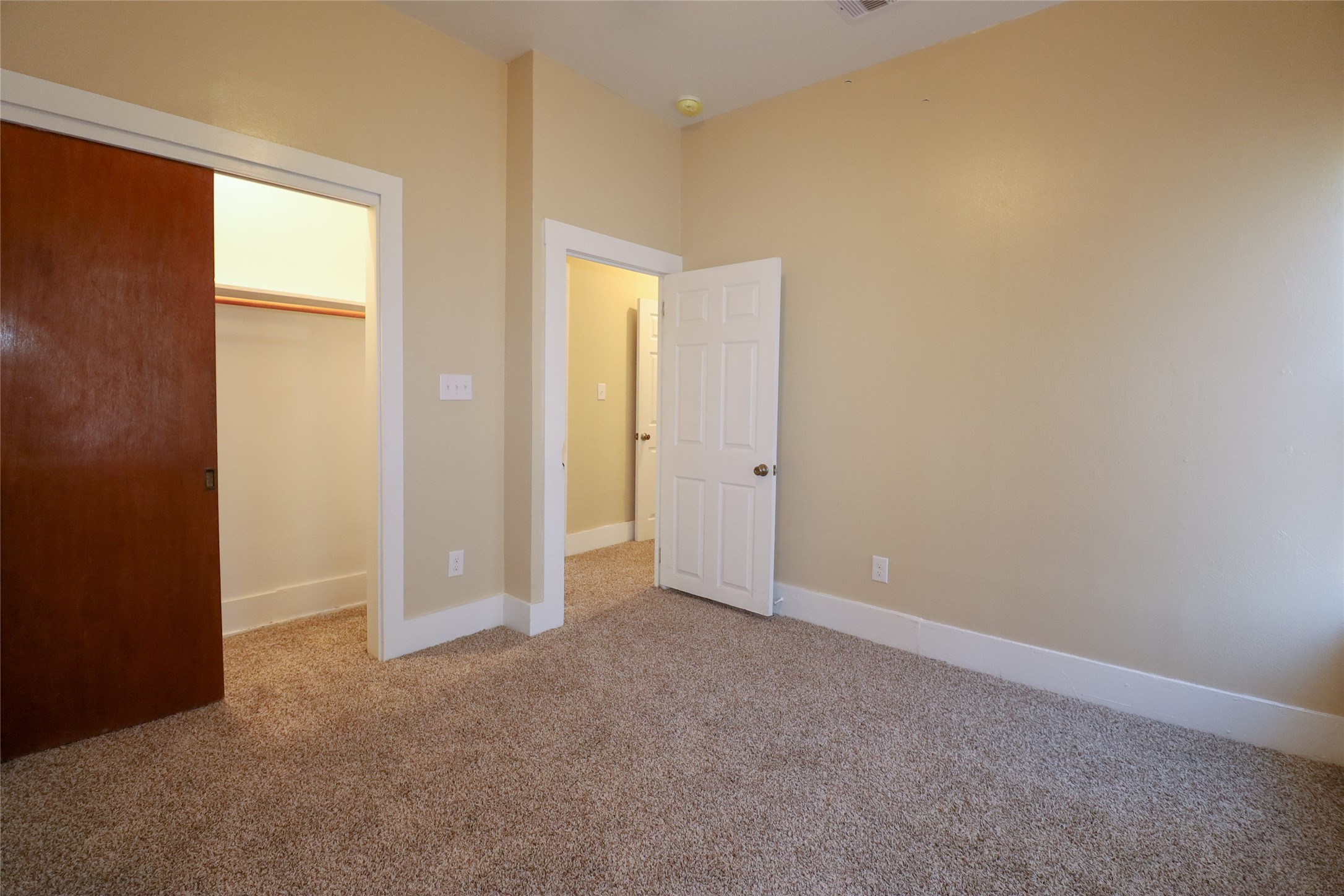 4621 Wiley Road Houston, TX 77093 - Photo 10 of 12
