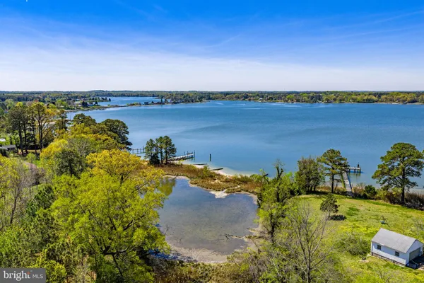 $595,000 | 4809 Coles Point Road, Hague, VA 22469