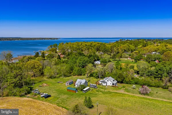 $595,000 | 4809 Coles Point Road, Hague, VA 22469