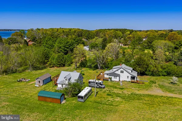 $595,000 | 4809 Coles Point Road, Hague, VA 22469