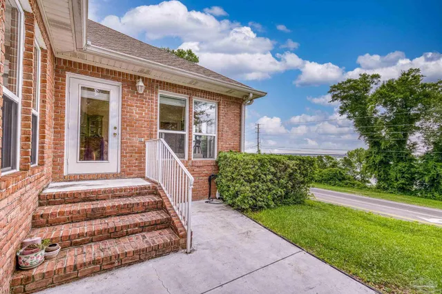$749,000 | 3078 Pelican Lane, Pensacola, FL 32514