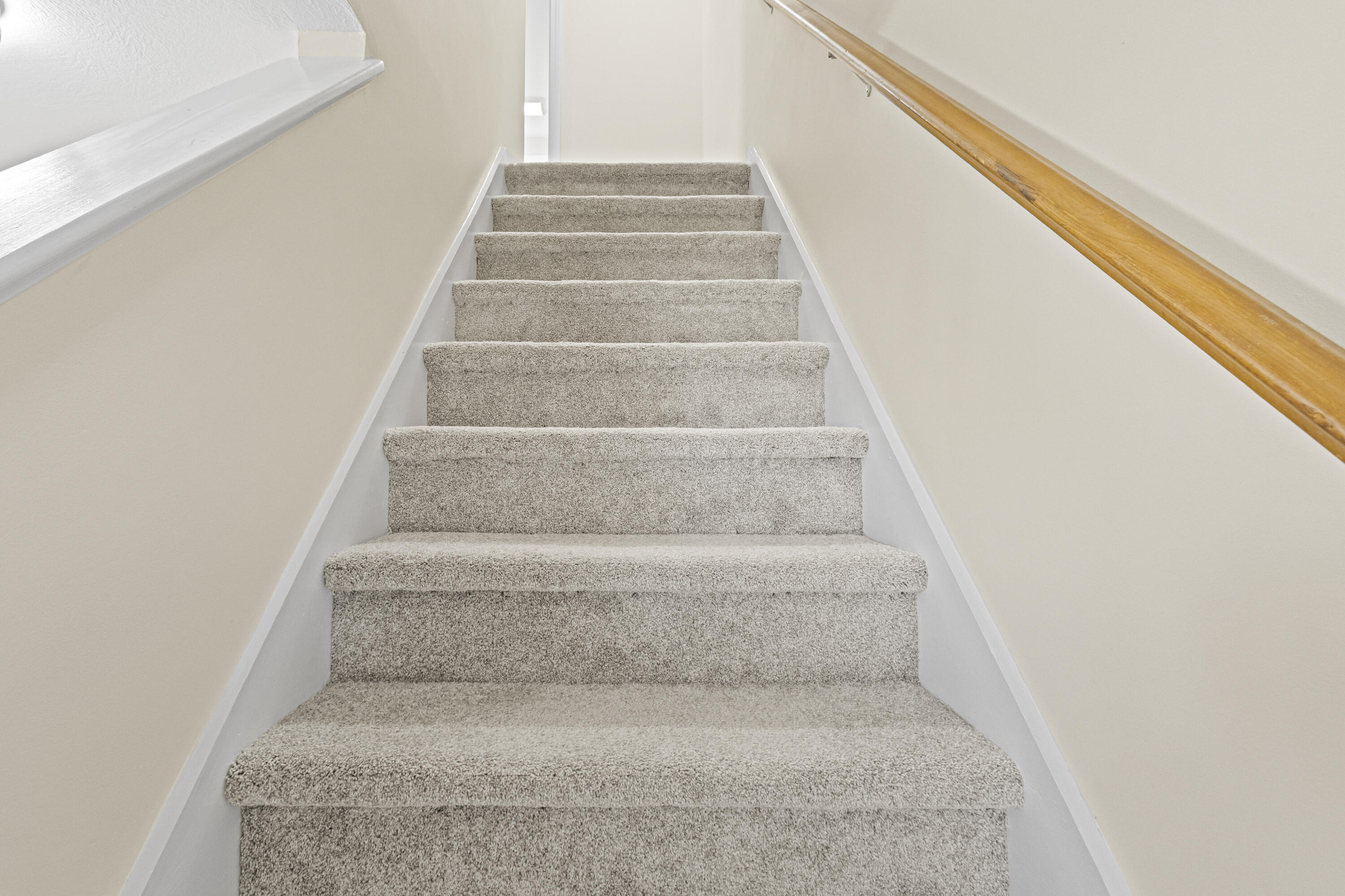 162 Beach Street, Unit 10 Saco, ME 04072 - Photo 15 of 41 20241212MB-71023