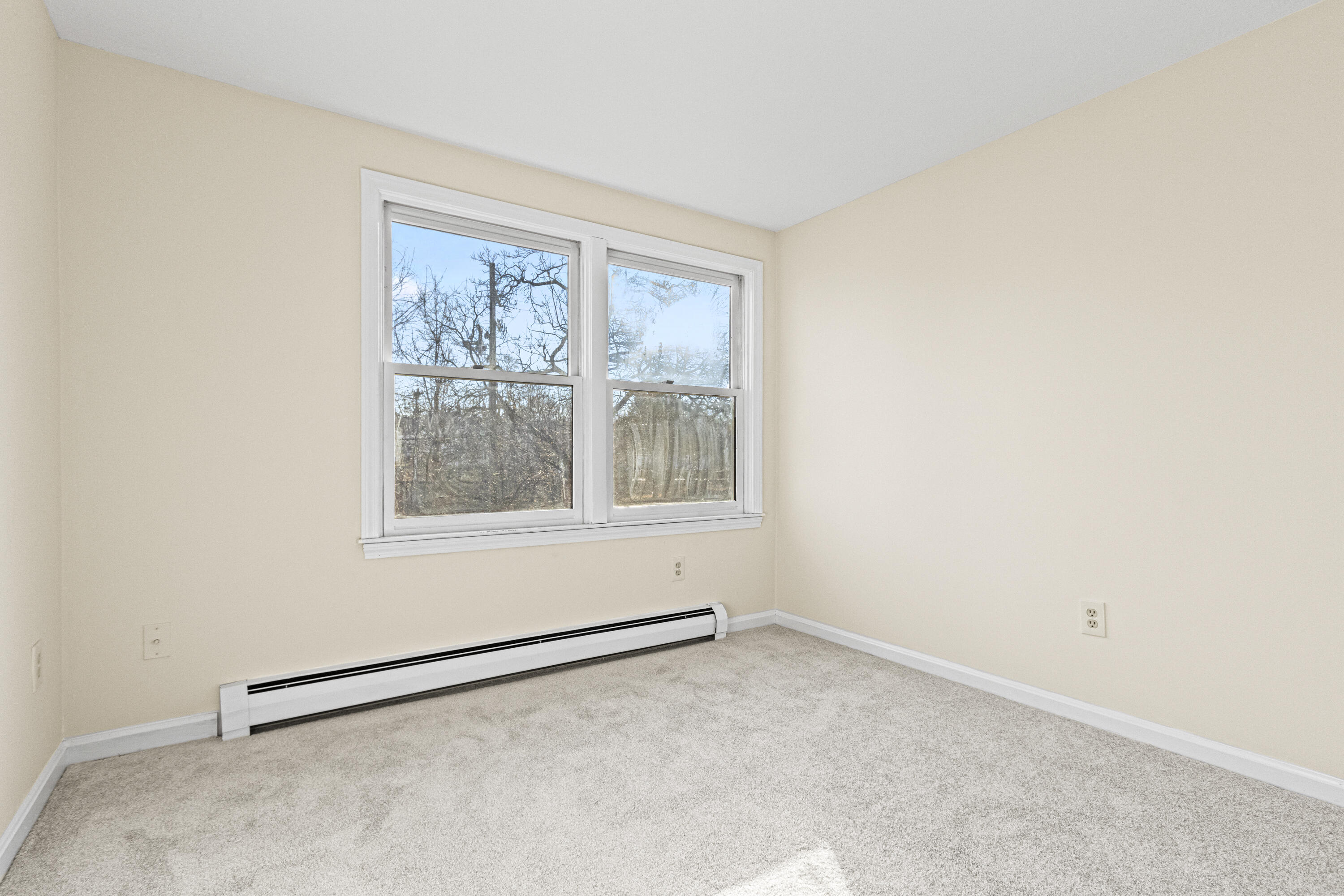 162 Beach Street, Unit 10 Saco, ME 04072 - Photo 23 of 41 20241212MB-71031