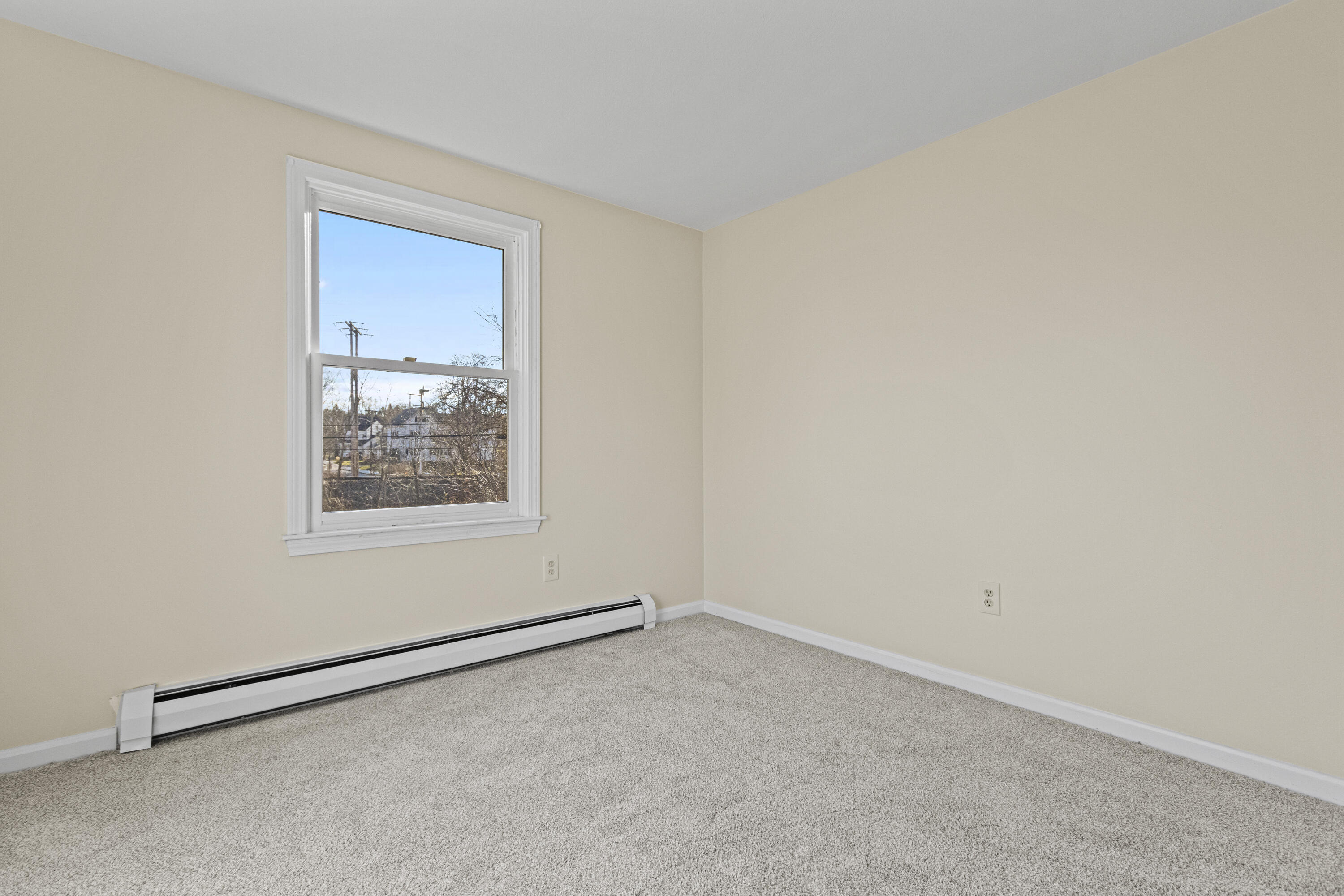 162 Beach Street, Unit 10 Saco, ME 04072 - Photo 29 of 41 20241212MB-71067