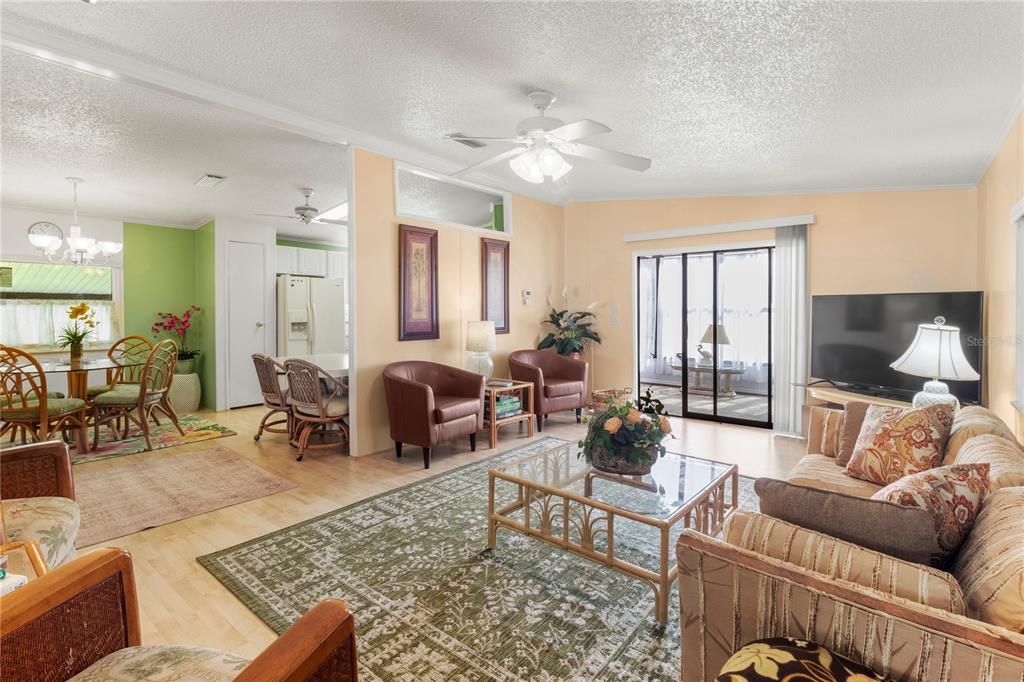 15 Meadowlark Circle Ellenton, FL 34222 - Photo 6 of 40