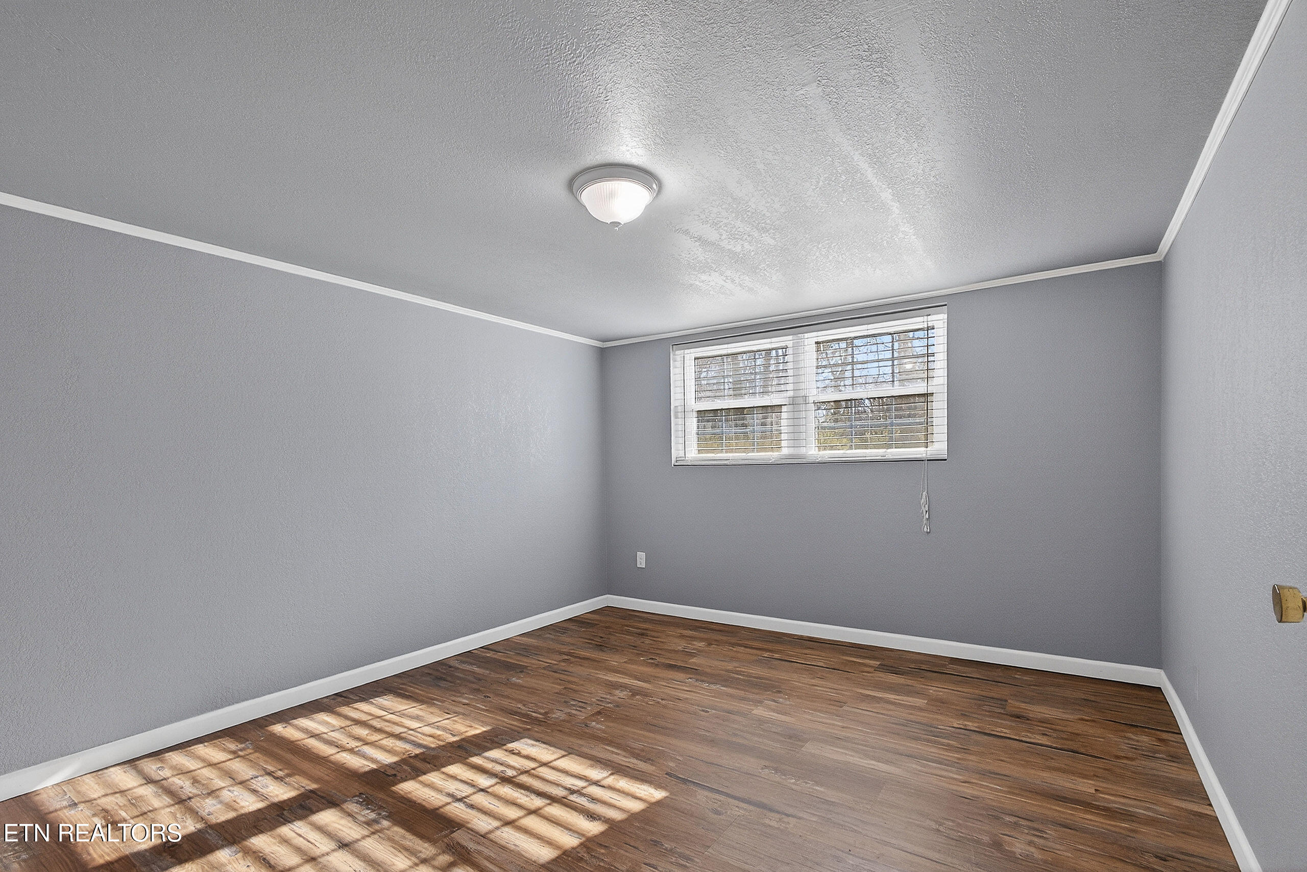 110 Providence Road Oak Ridge, TN 37830 - Photo 28 of 31 LB1A3332