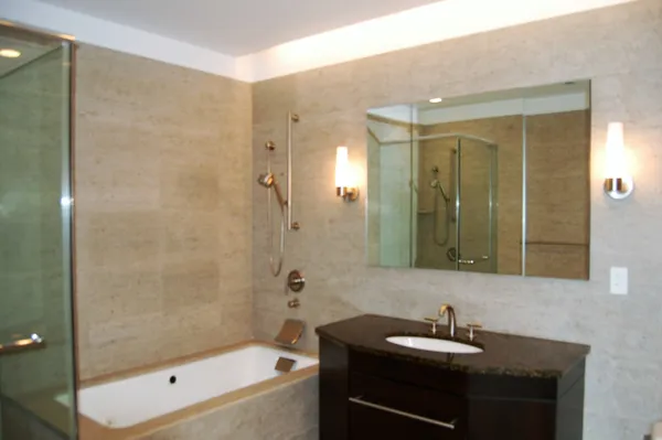 $4,000 | 401 North Wabash Avenue, Unit 58B, Chicago, IL 60611