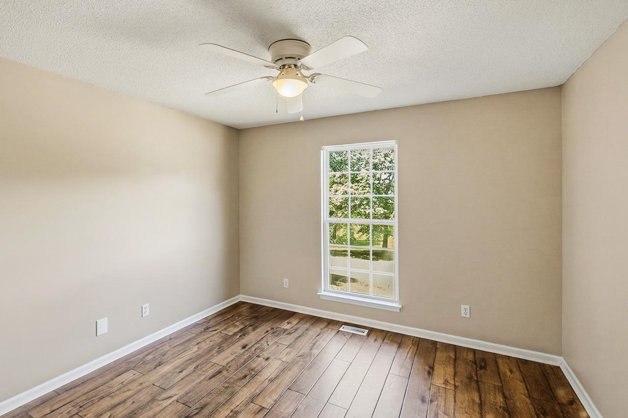312 Carmichael Court Boiling Springs, SC 29316 - Photo 15 of 41