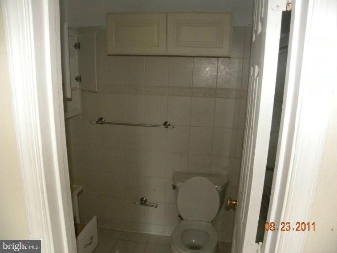 7977 Riggs Road, Unit 10 Hyattsville, MD 20783 - Photo 1 of 7 Bath