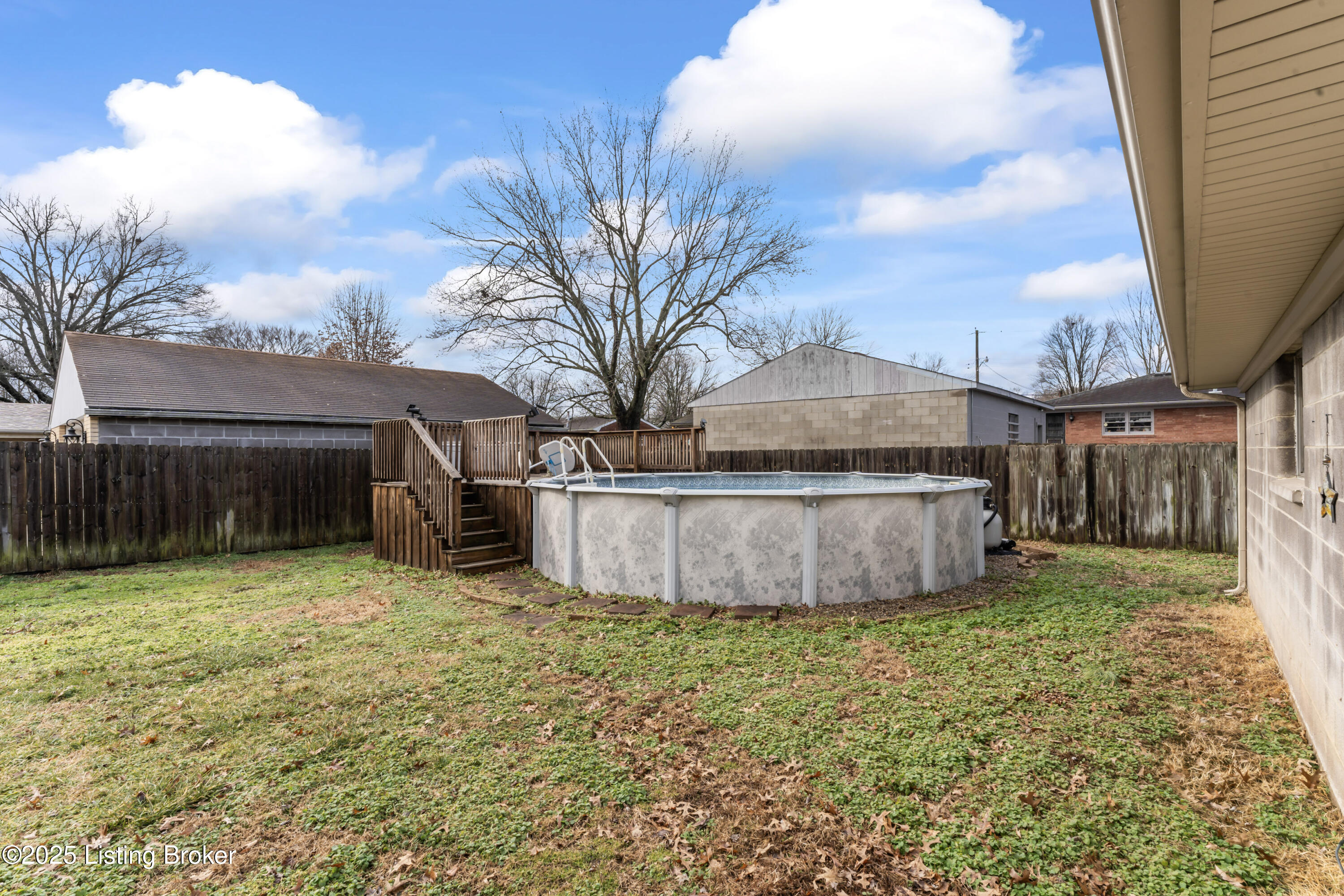 10610 Torrington Road Louisville, KY 40272 - Photo 26 of 28 33-DSC00282
