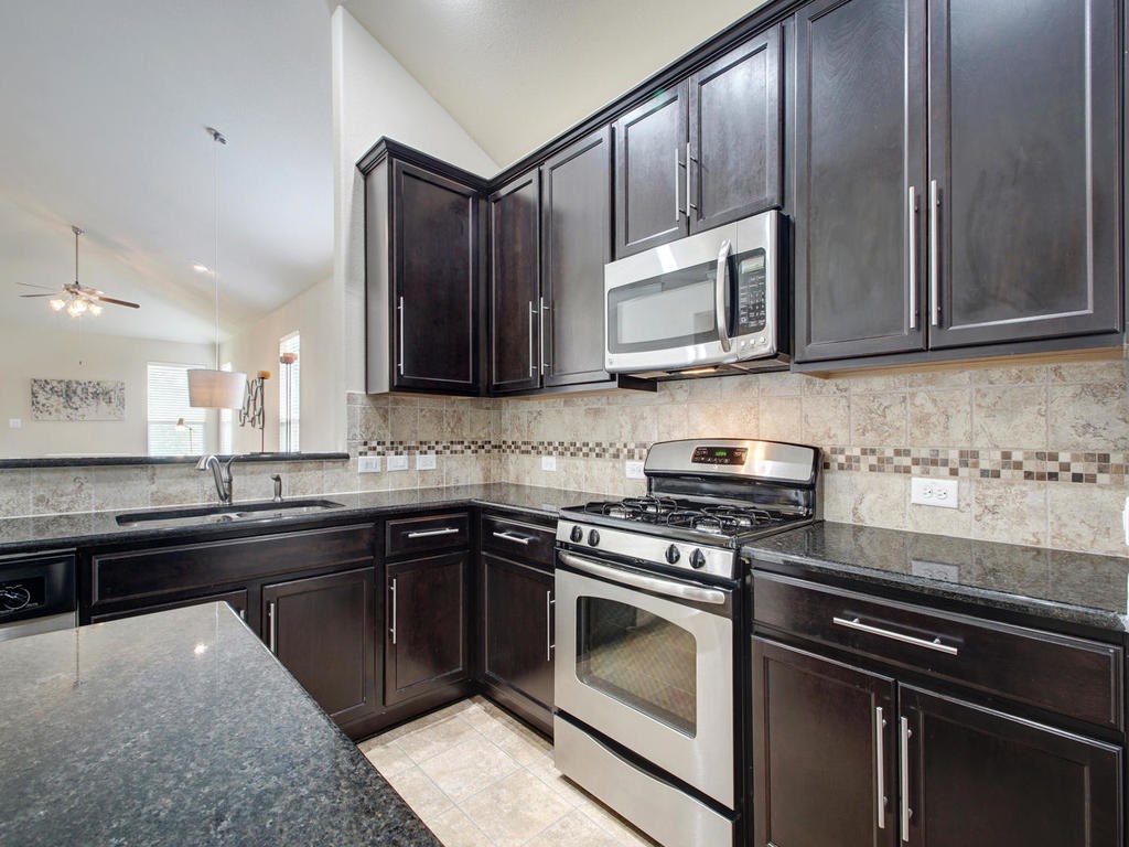 13900 Marathon Road Austin, TX 78717 - Photo 12 of 30