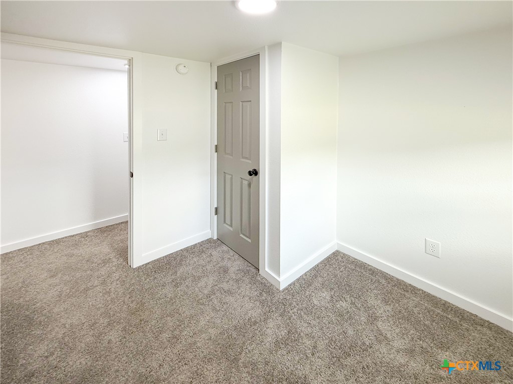 215 East Valley Road Harker Heights, TX 76548 - Photo 13 of 16 a view of an empty room