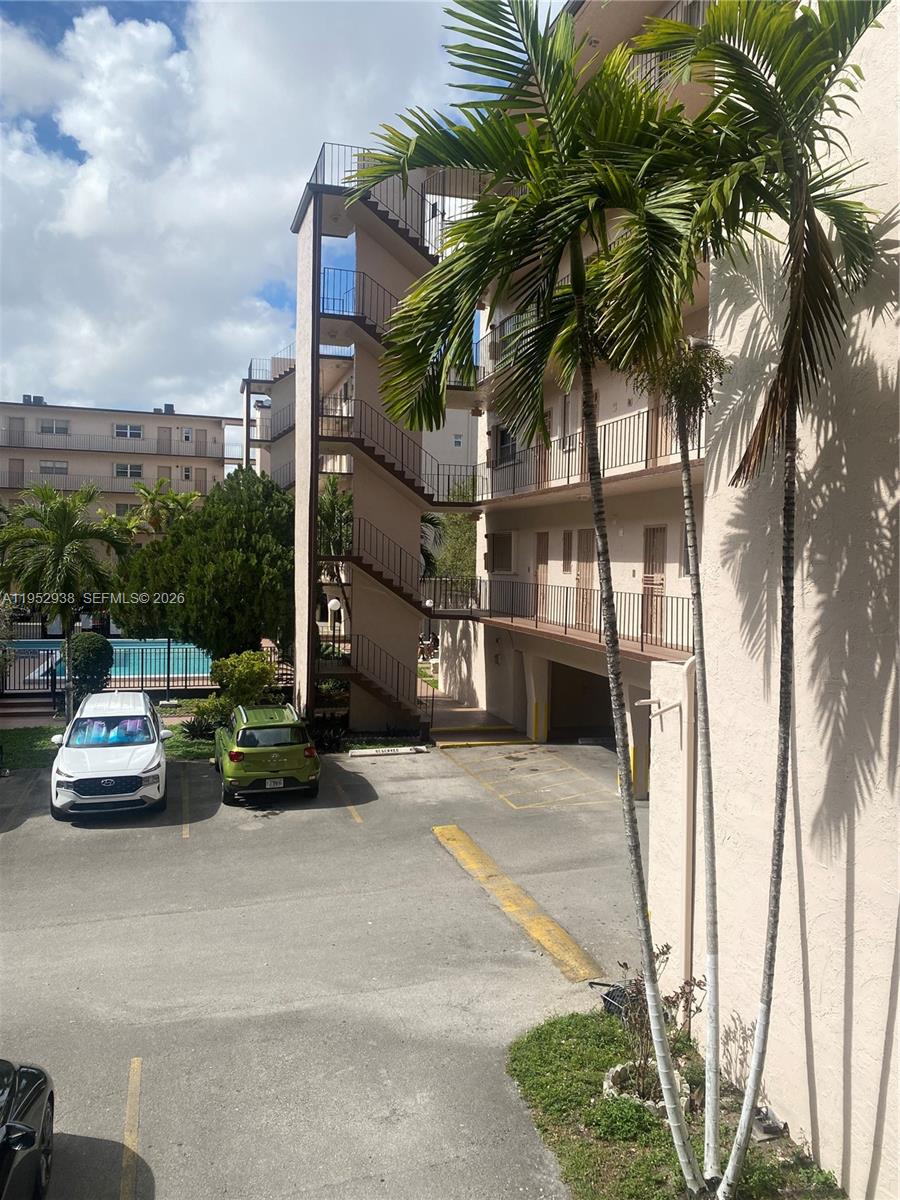 1950 West 54th Street, Unit 105 Hialeah, FL 33012 - Photo 12 of 18