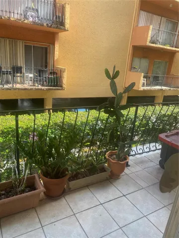 $265 | 1950 West 54th Street, Unit 105, Hialeah, FL 33012